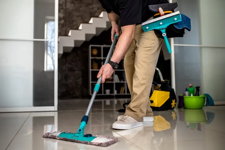 man-doing-professional-home-cleaning-service_23-2150359025
